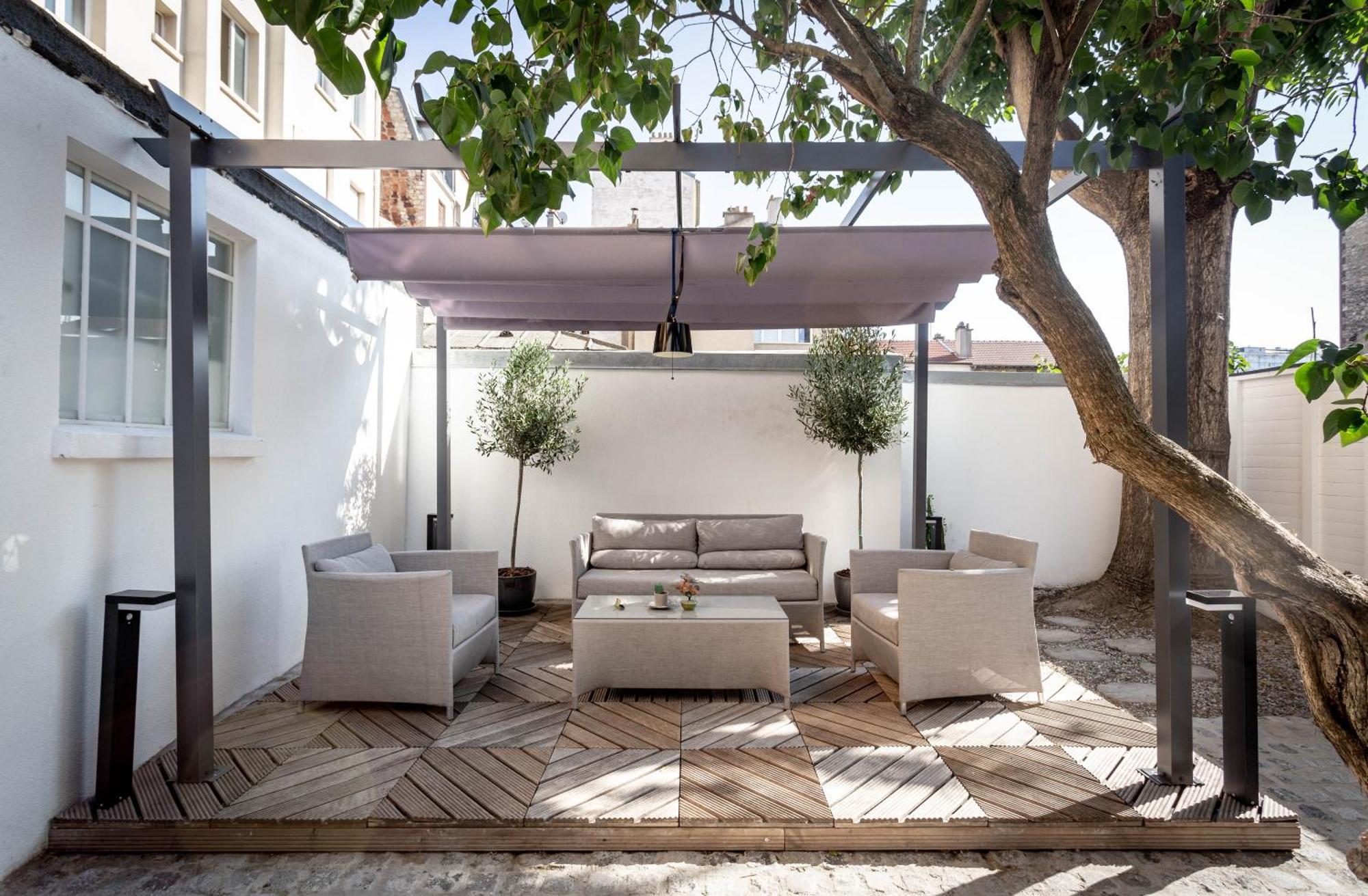 Lovely Little House With Private Garden In Paris Іврі-сюр-Сен Екстер'єр фото