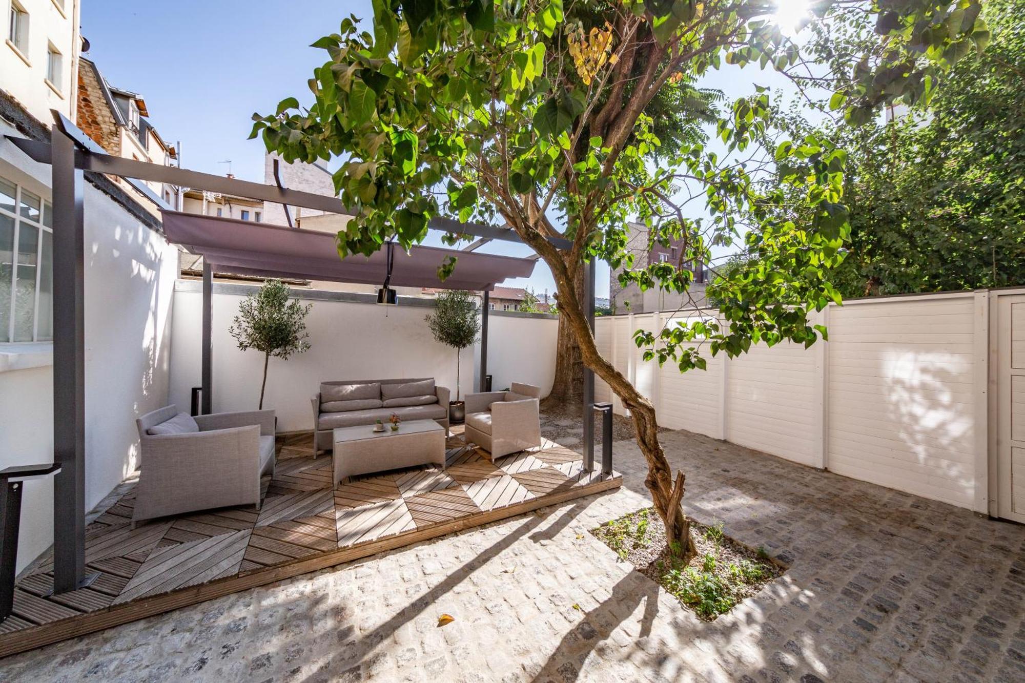Lovely Little House With Private Garden In Paris Іврі-сюр-Сен Екстер'єр фото